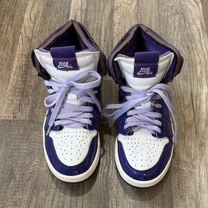 Jordan 1 High-Top Zoom air CMFT Sneakers - Purple and White